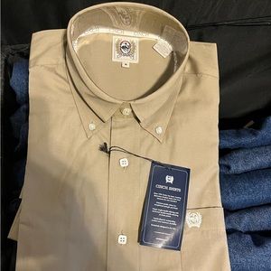Cinch NWT long sleeve dress shirt size Small tan in color